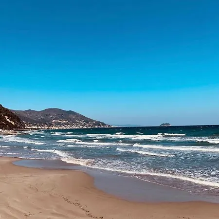 Cabane Bed And Breakfast