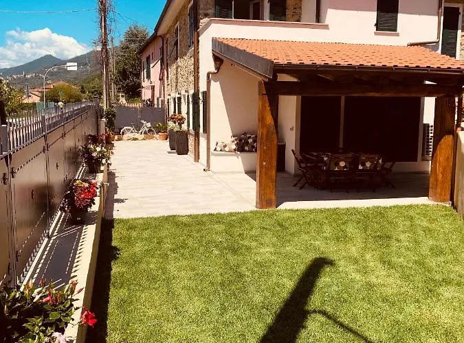 Cabane Bed And Breakfast 3* Garlenda