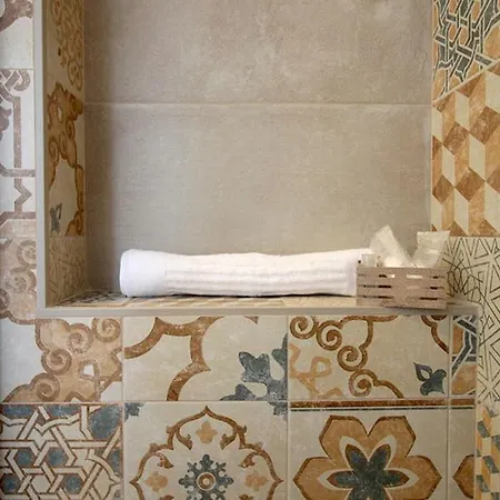 Cabane Bed And Breakfast 가르렌다