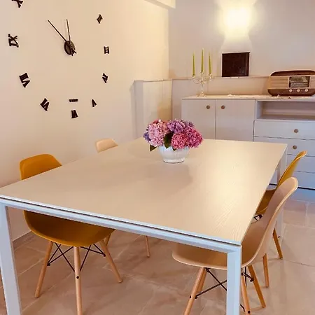 Cabane Bed And Breakfast B&B 가르렌다