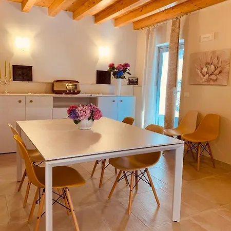 B&B Cabane Bed And Breakfast 3*