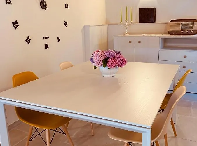 Cabane Bed And Breakfast Bed & Breakfast Garlenda